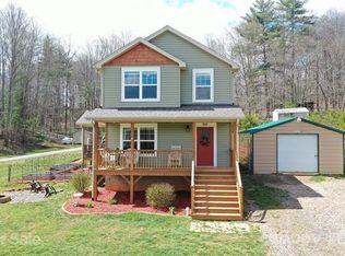 335 Youngs Drive Ext, Candler, NC 28715