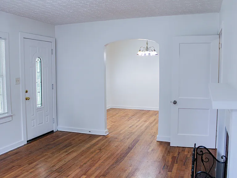 2155 Brown St SW — Photo 4