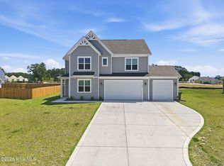 362 Summer Wind Way, Aberdeen, NC 28315