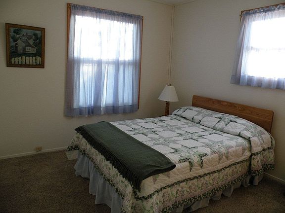 3rd image of 62 Horn Blvd