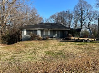 625 Stringtown Rd, Central City, KY 42330