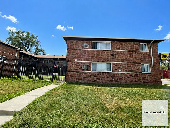2nd image of 15211 Fenkell St