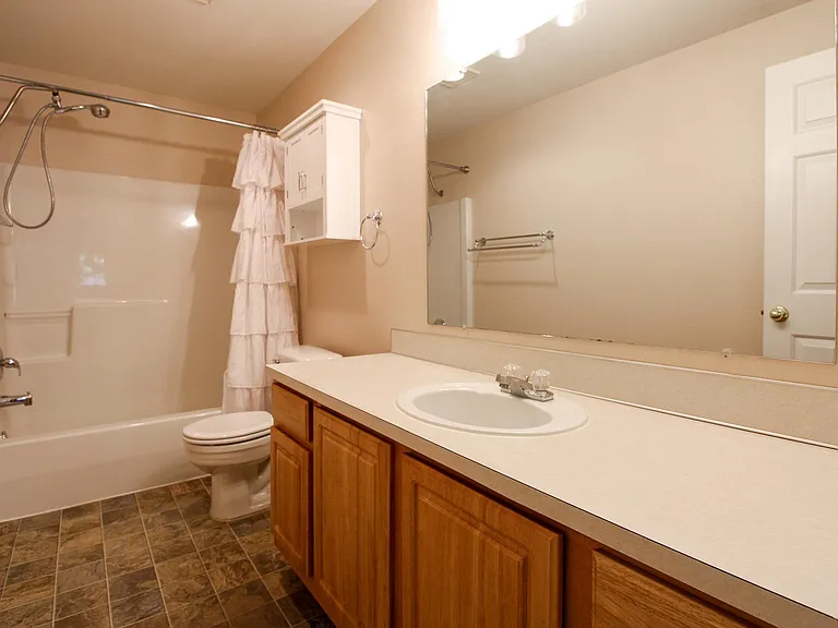 3882 Lone Oak Rd SE — Photo 13