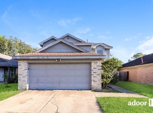 15518 Scenic Haven Dr, Houston, TX 77083