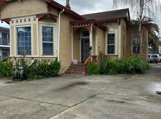 1038 Chestnut St, Oakland, CA 94607