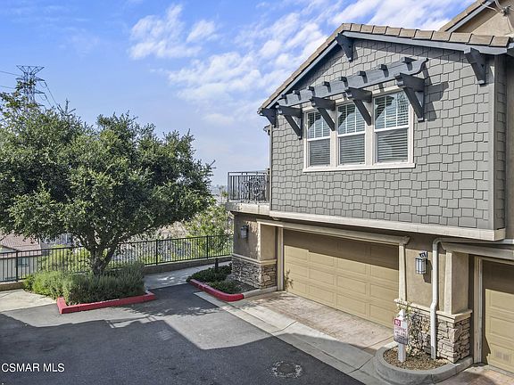 3rd image of 16727 Nicklaus Dr Unit 18