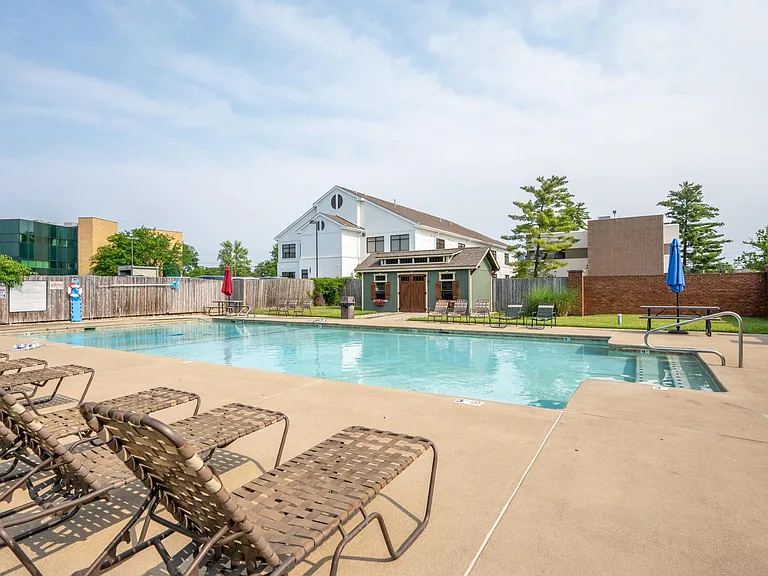 Community pool
