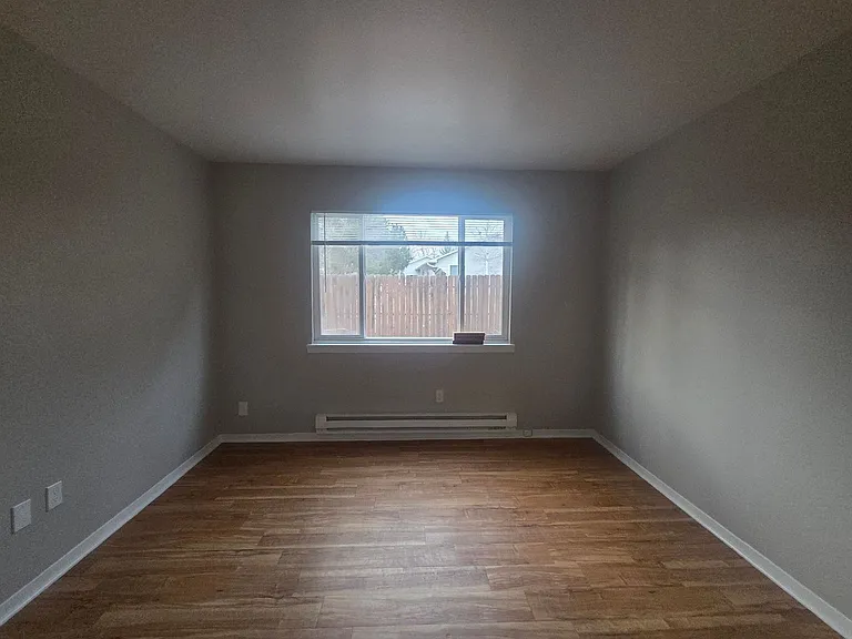 Stone Gate Apartments — Photo 44