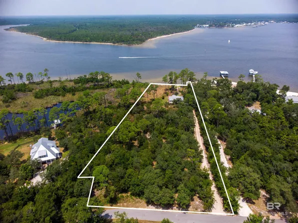 28633 Sampson Ave, Orange Beach, AL 36561