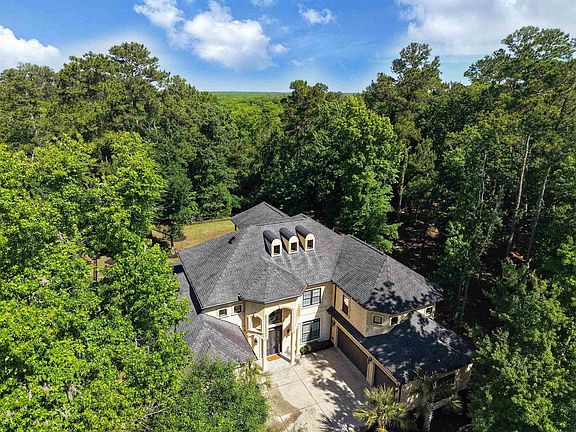 2nd image of 400 Chamberlin Rd.