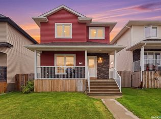 518 Klassen Crescent, Saskatoon, SK S7R 0G2