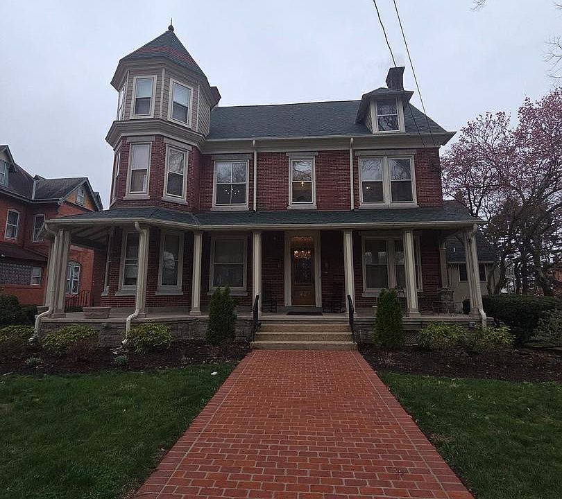1st image of 416 Main St Unit D