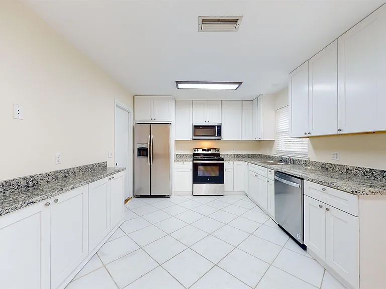 620 Segovia Rd — Photo 13