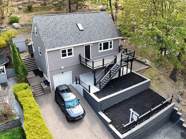 8 Wenonah Ave, Oakland, NJ 07436