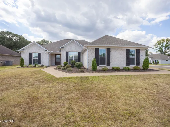 31 Golden Brooke Dr, Jackson, TN 38305