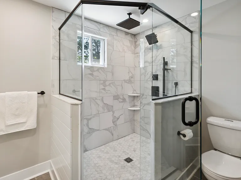 1110 W Valley Rd — Photo 44