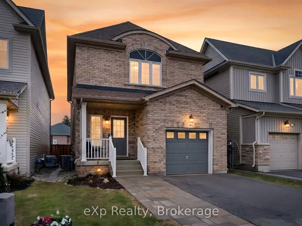 40 Courtney St, Centre Wellington, ON N1M 0E3