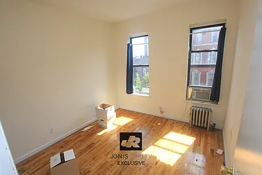 Rented by Jonis Realty