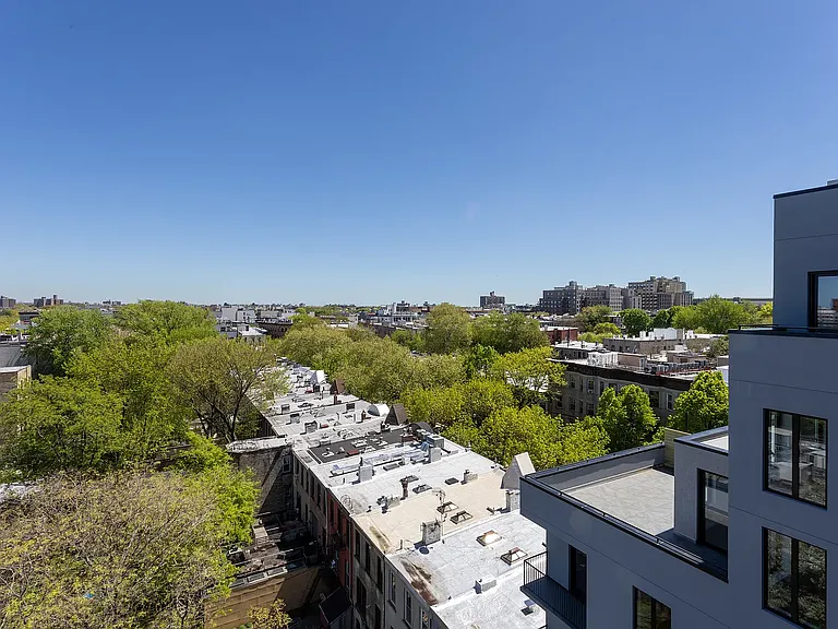 645 Park Pl #8C — Photo 15