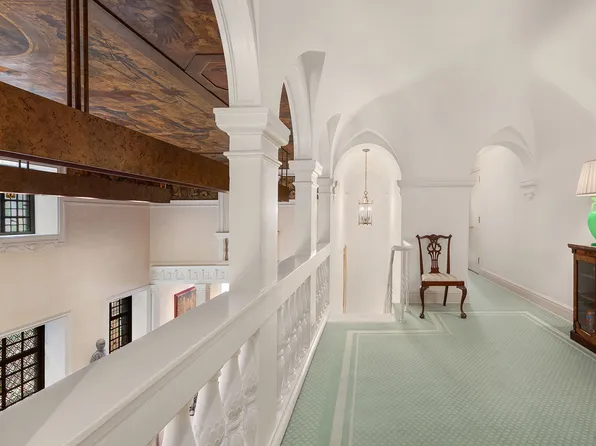 465 Park Avenue image 35 of 38