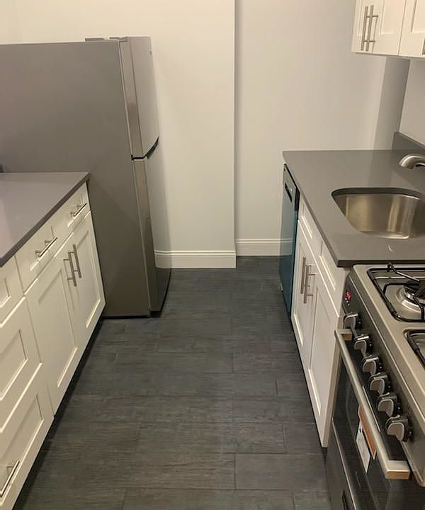 2nd image of 346 E 49th St APT 4