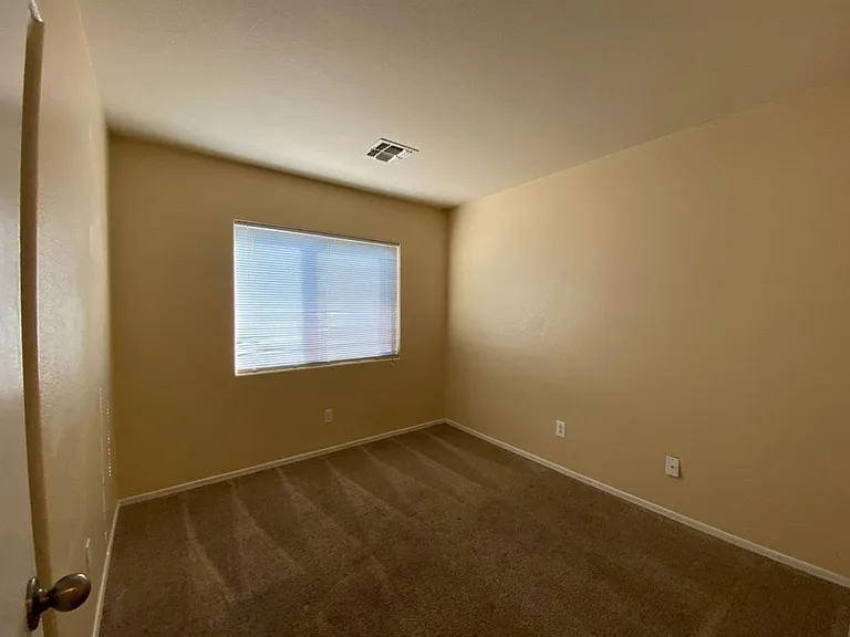 13601 N 129th Dr — Photo 22