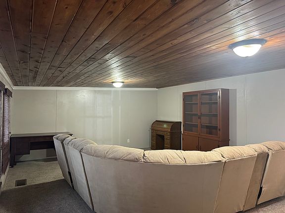 4th image of 214 County Road 1627