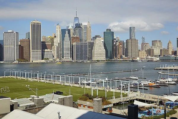 Rented by Compass | media 31