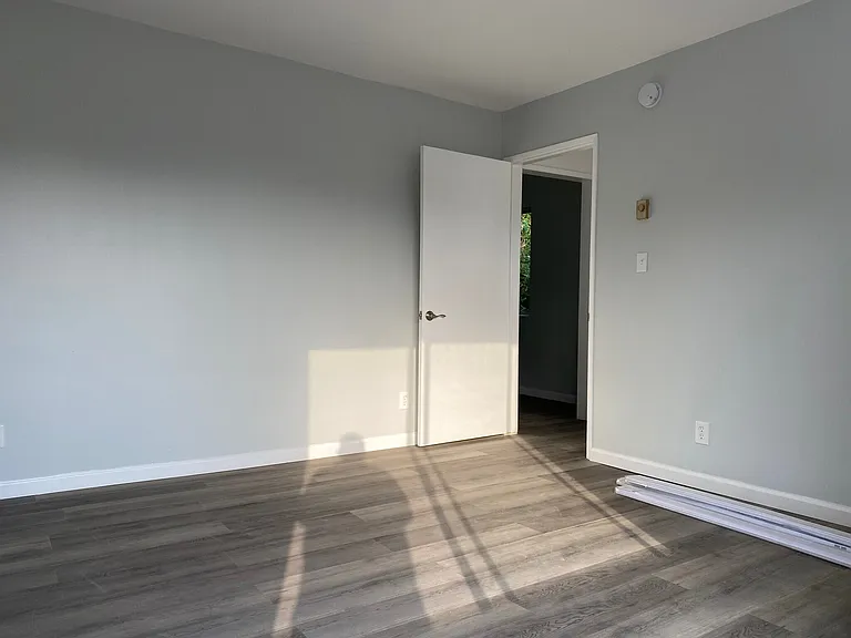 3609 Dunn Dr #4 — Photo 8