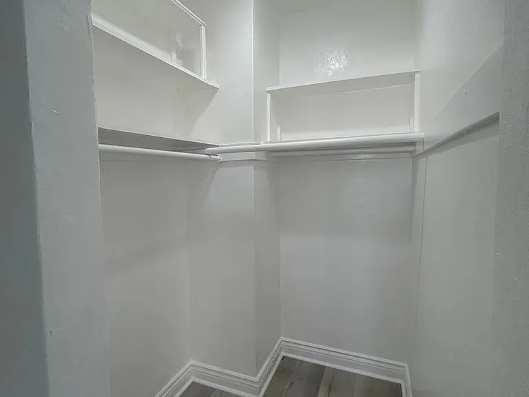 Val D' Kingsley LLC — Photo 53