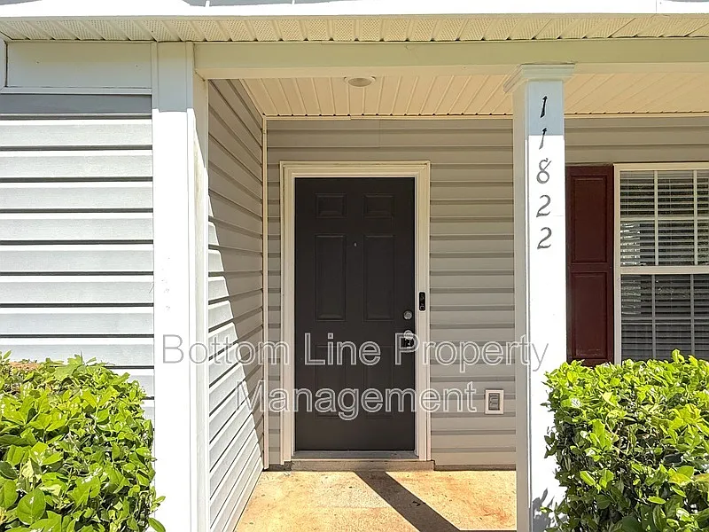 Building Photo - 11822 Stewarts Crossing Dr
