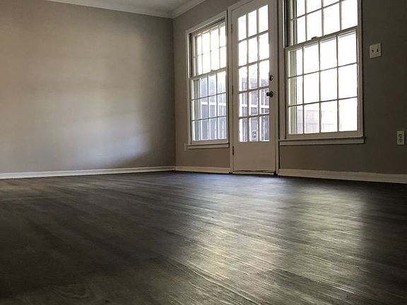 3rd image of 4080 E Huntingreen Ln APT C