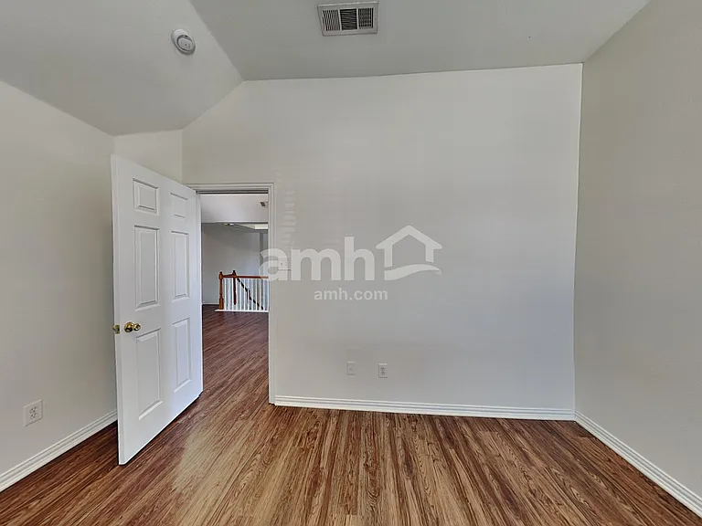 2619 Hopkins Dr — Photo 22