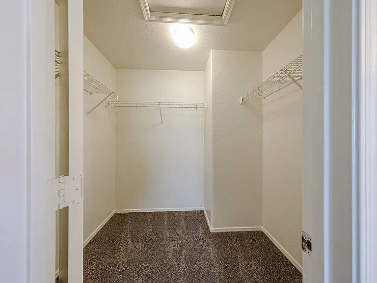 2648 S 84th Gln — Photo 28