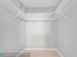 5598 Courtyard Dr #5598, Margate, FL 33063