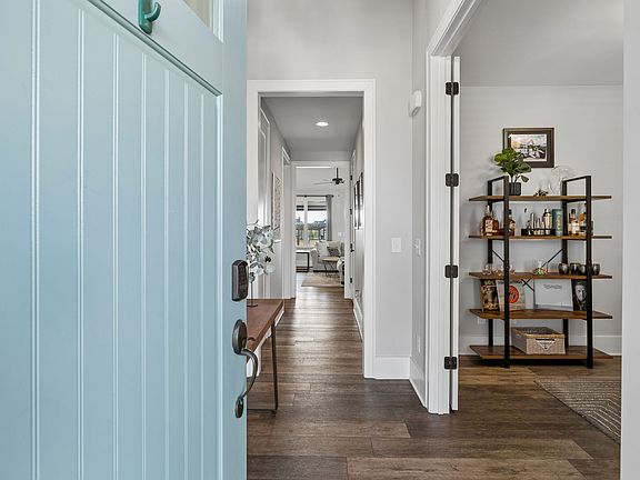 4th image of 236 Croft Way