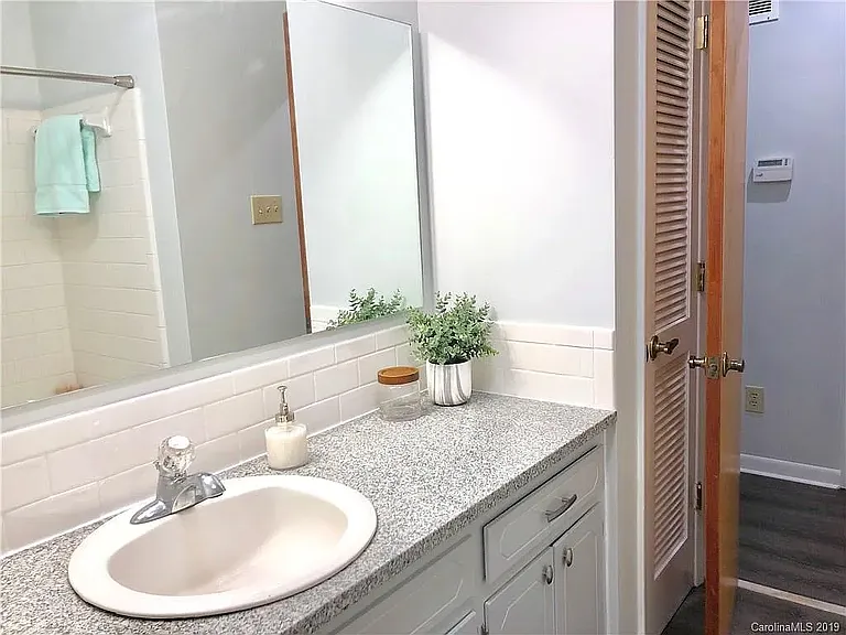 912 Pinafore Dr — Photo 13