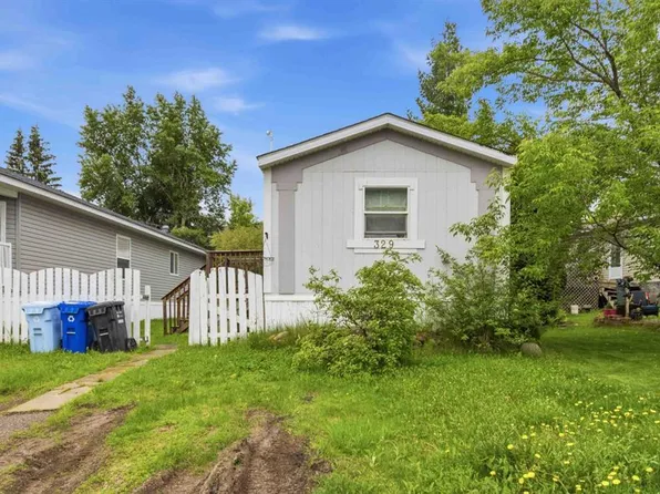 329 NE Greenwich Ln, Wood Buffalo, AB T9H 3X6
