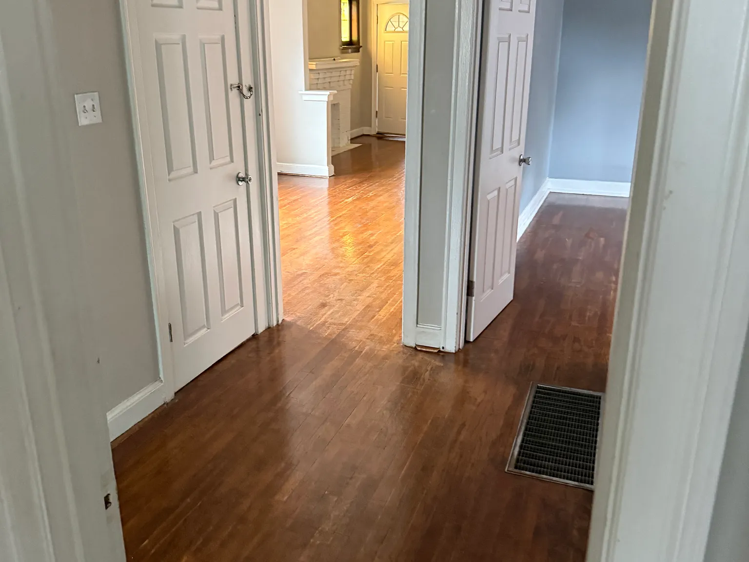 2 bed, 1000 sqft, $1,450 — Photo 3