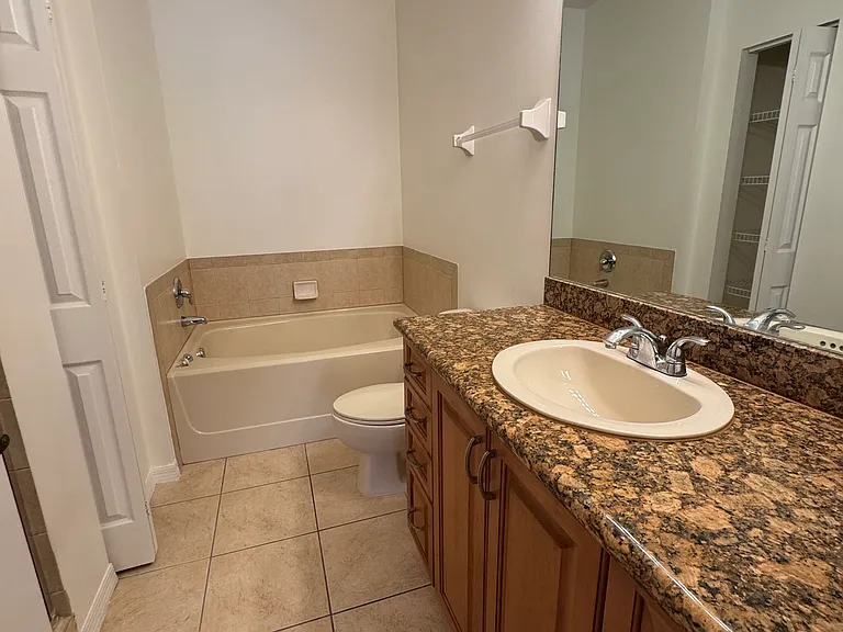 1843 Concordia Lake Cir #1010 — Photo 21