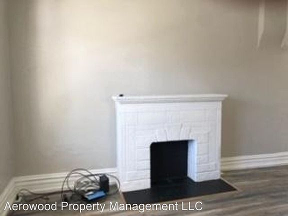 3rd image of 4715 Columbine St #A