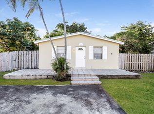 1800 SW 99th Ter, Hollywood, FL 33025