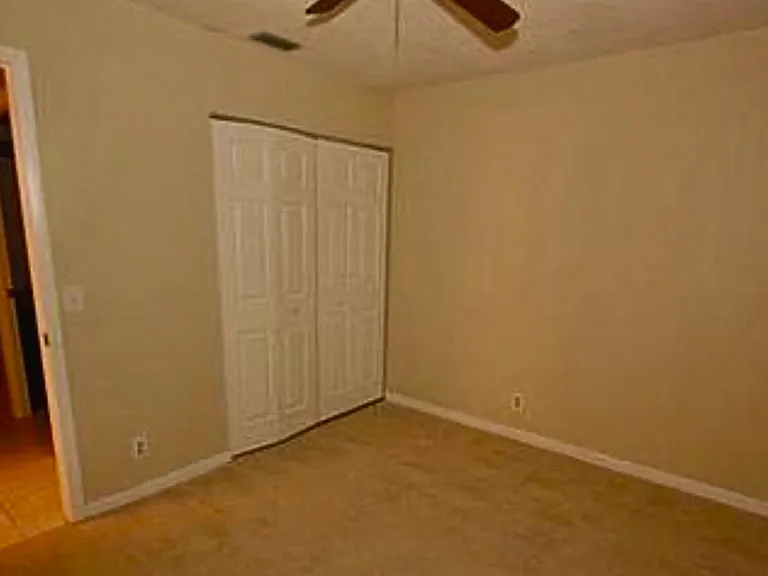 5864 Strawberry Lakes Cir — Photo 8