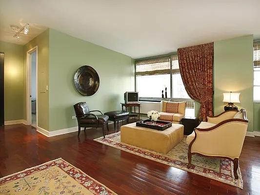 Sold by Sotheby's International Realty | media 14