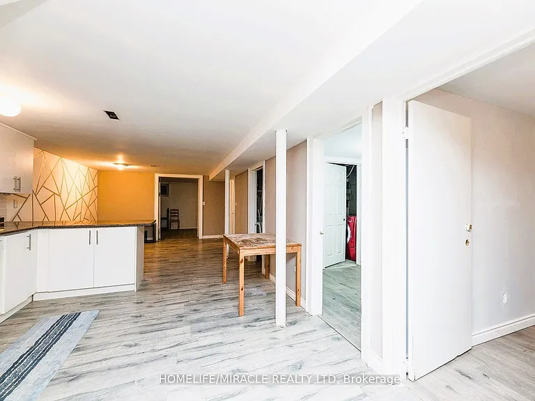 1251 Warden Ave #BASEMENT — Photo 7