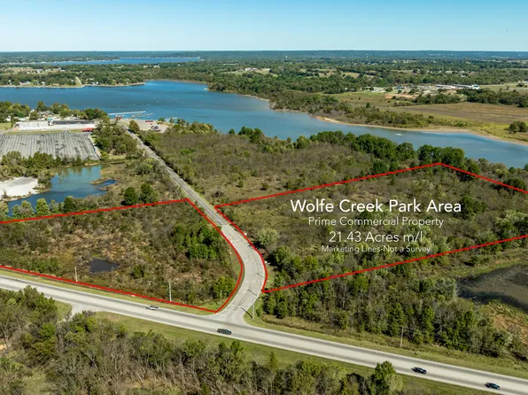 751 N 16th St W, Grove, OK 74344