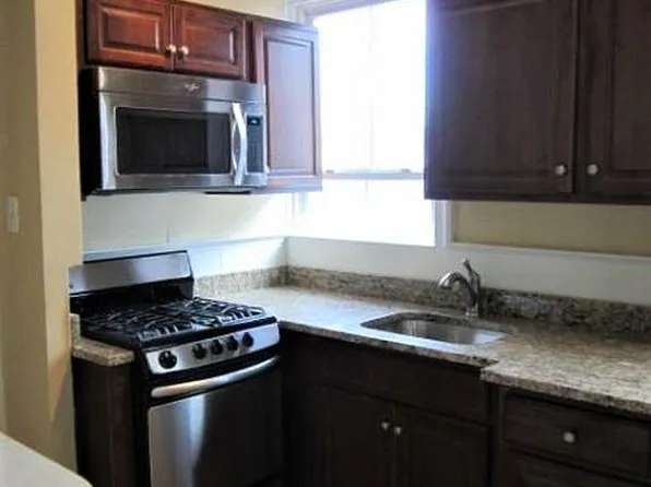 184 Bowen St #2, Providence, RI 02906