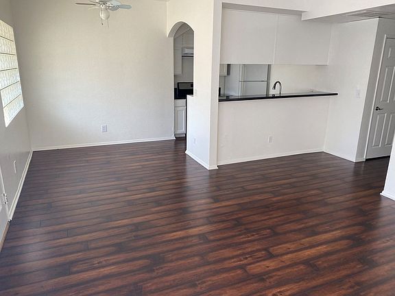 4th image of 3712 S Bentley Ave #102