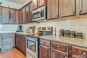 9319 Concord Park Dr — Photo 6
