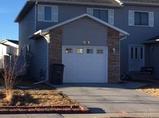 1808 Meadowland Dr, Cheyenne, WY 82009